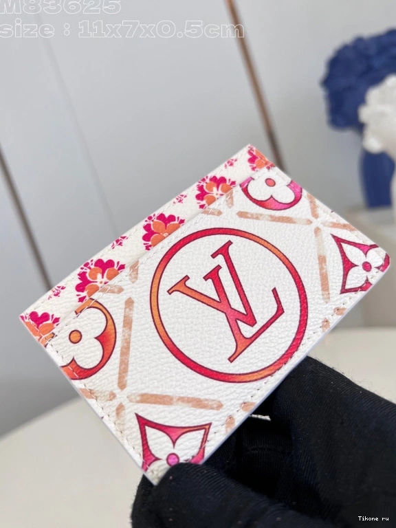 Cheap CARD VUITTON LOUIS HOLDER-11*7*0.5cm 0718